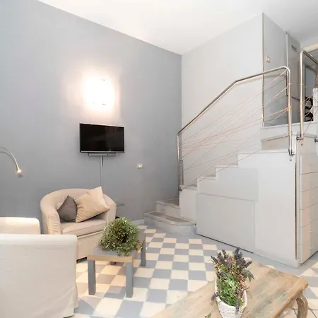 Apartment Santa Maria Central Loft Turin